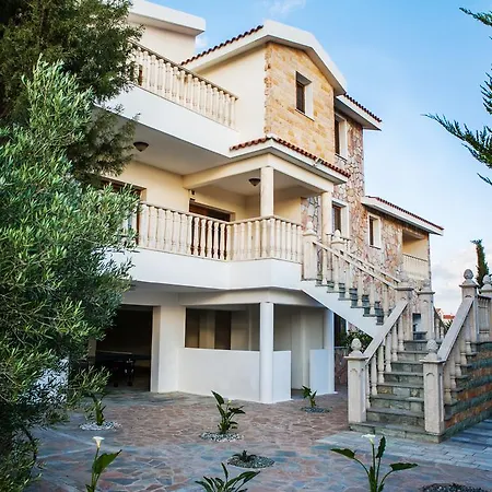 Villa Kapistris Dyo Coral Bay Exterior photo